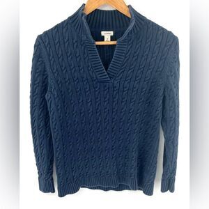 L.L. Bean women’s chunky cable knit v-neck sweater navy fisherman size M